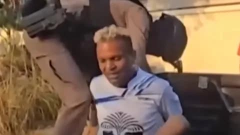 อย่าให้มีครั้งที่ 5 "อดีตนักมวยแชมป์โลก" เมาอาละวาด-ทุบรถชาวบ้าน ถูกรวบอีกครั้ง