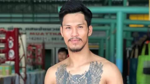 “เสือคิม” นักมวยไทย โพสต์ เราจะสร้างตัวกันยังไง ข้าวตามสั่ง 70-80 บาท-น้ำมันลิตรละ 40-50 บาท