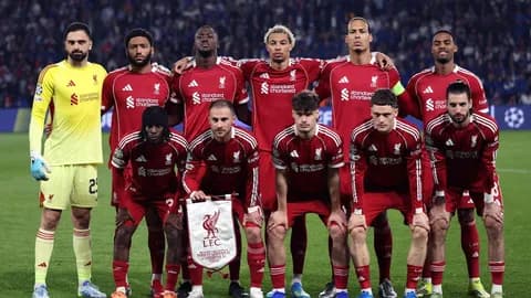 แบบนี้ไม่ไหว 1 แข้ง ลิเวอร์พูล โดนจวกยับ หลังบุกแพ้ เปแอสเช ศึก UCL