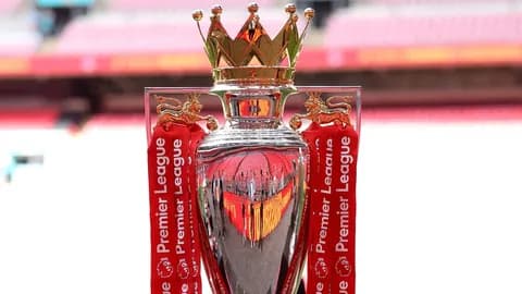 ขยับแรง "ซูเปอร์คอม" ทำนายเต็งแชมป์พรีเมียร์ลีกล่าสุด หลังจบนัดที่ 32