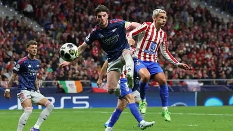 ผลบอลเมื่อคืน อาร์เซน่อล บุกเจ๊า แอตมาดริด ตัดเชือก UCL นัดแรก มีดราม่า