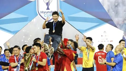 กุนซือเวียดนาม สาดวาทะเด็ดหลังปราบ ทีมชาติไทย คว้าแชมป์อาเซียนคัพ 2026