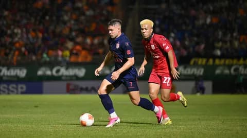 ผลบอลสด บุรีรัมย์ บุกชนะ สุโขทัย "บิสโซลี" แฮตทริก ประเดิม 3 แต้ม ศึกไทยลีก 1