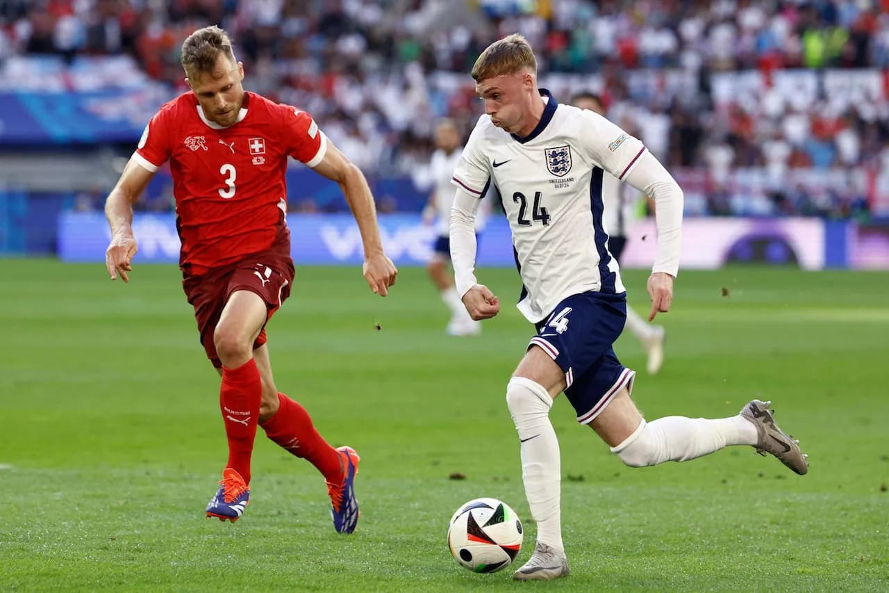 ประมวลภาพ "อังกฤษ" ดวลจุดโทษชนะ "สวิตเซอร์แลนด์" ลิ่วรอบรองฯ ศึกยูโร 2024