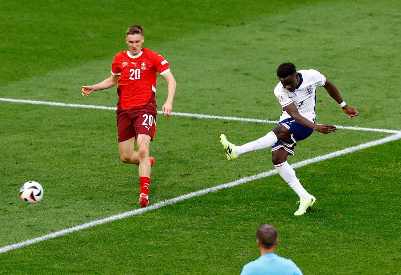 ประมวลภาพ "อังกฤษ" ดวลจุดโทษชนะ "สวิตเซอร์แลนด์" ลิ่วรอบรองฯ ศึกยูโร 2024