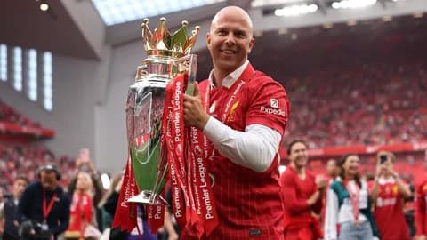 อาร์เน่อ สล็อต อดีตกุนซือ ลิเวอร์พูล ได้งานใหม่แล้ว
