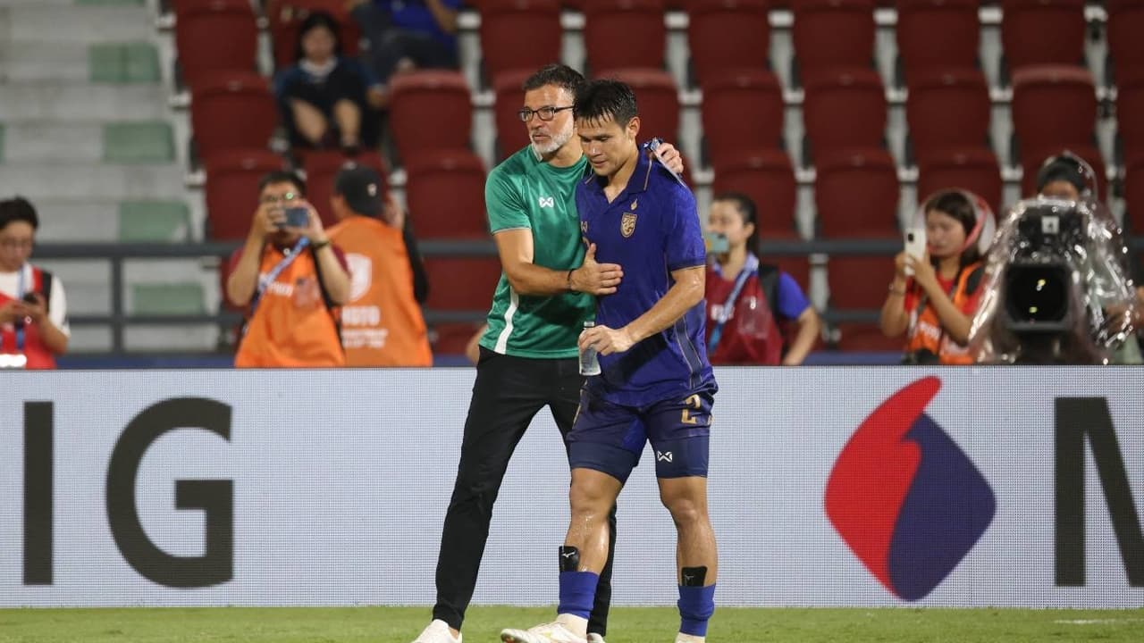 Thái Lan nhận thêm tin buồn sau trận chung kết lượt đi 1 คาบ้านไม่พอ ทีมชาติไทย เจอข่าวร้ายซ้ำ 2 หลังแพ้เวียดนาม นัดชิงอาเซียนคัพ 2026 เลก 1