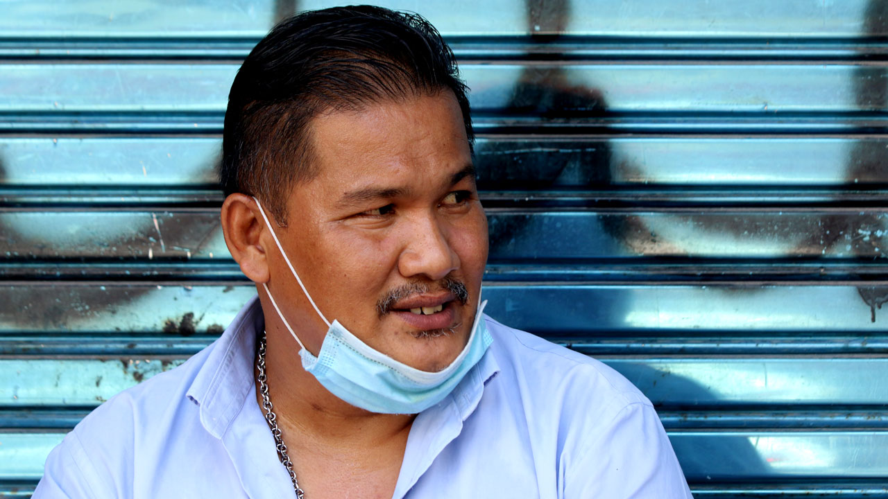 คนขับตุ๊กตุ๊ก